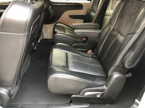 Town & Country 3.6 Touring V6 24v Gasolina 4p Automático