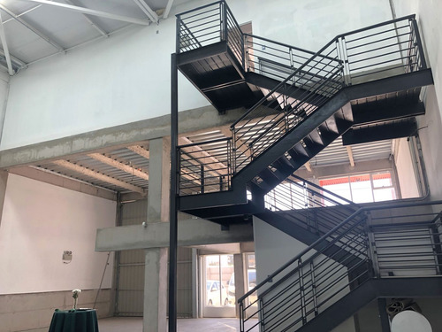 Arriendo Nuevo Bodegas De 236,87 M2 Galpón + 83,12 M2 Oficin