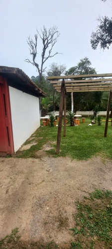 Edícula Com Terreno Murada