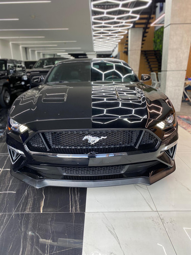 Ford Mustang 2018 V8