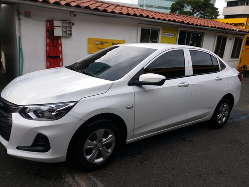 Chevrolet Onix Lt