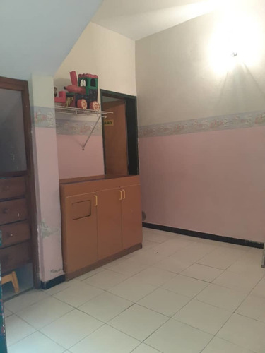 Imagen 12 de 30 de Amplia Casa En Venta La Esmeralda