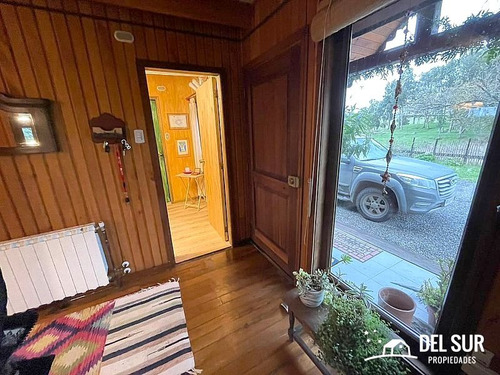 Casa Estilo Sureño En Loteo Consolidado