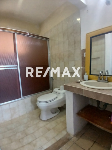 Apartamento En La Orquidea, Urb. Maneiro, Isla De Margarita Cod: 1222