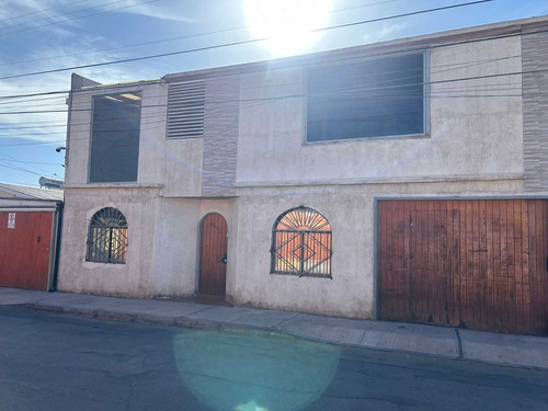 Casa En Arriendo (79754)