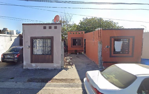 Casa En Fracc Huizache 219, Alberos, Cadereyta Jiménez/ Recuperación Bancaria- Sh05