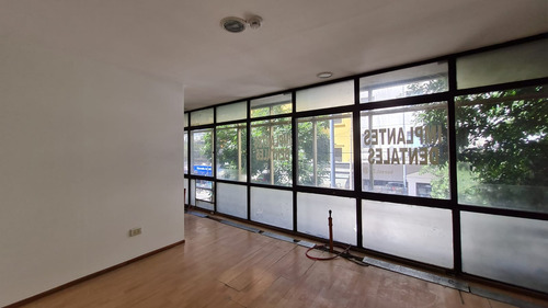 Oficina Excelente Ubicacion Zona Comercial