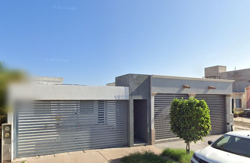 Sk01- Casa En Remate En C. Bosque De Ceiba, Jardines Del Bosque, Los Mochis, Sin. (65% Debajo De Su Valor Comercial, Solo Recursos Propios