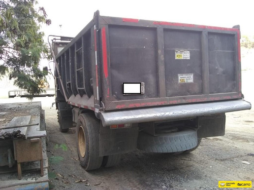 Hino 500