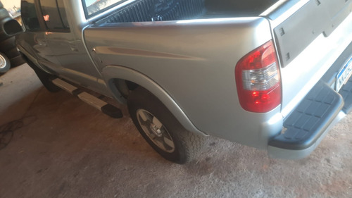 Chevrolet S10 2.8 Executive Cab. Dupla 4x4 4p