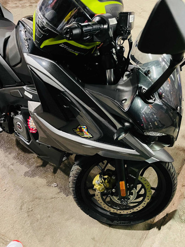 Imagen 10 de 11 de Bajaj Pulsar Rs 200