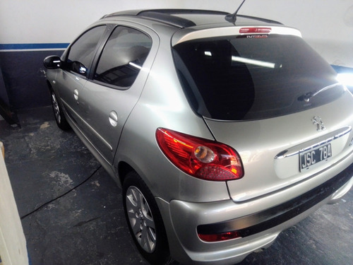 Peugeot 207 Compact Xt 1.9d 5p