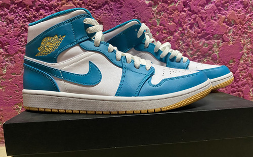 Tenis Jordan 1 Mid Aquatone 27.5