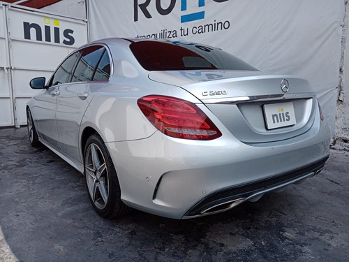 Imagen 9 de 15 de Mercedes Benz Clase C 2017 2.0 C 250 Sport At