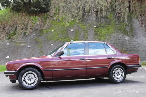 BMW Serie 3 2.3 323i E30