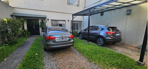 Casa Chalet En Venta En Villa Sarmiento, Morón, G.b.a. Zona Oeste, Permuta Por Depto En Caba O Haedo