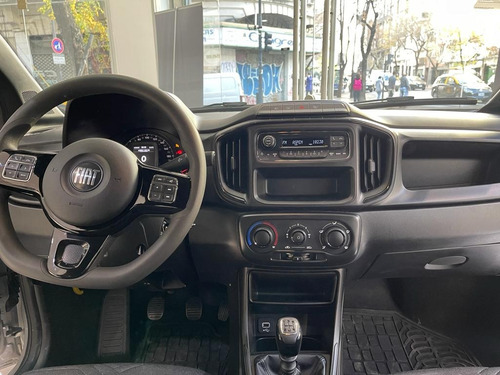 Fiat Strada 1.4 8v Freedom Cd