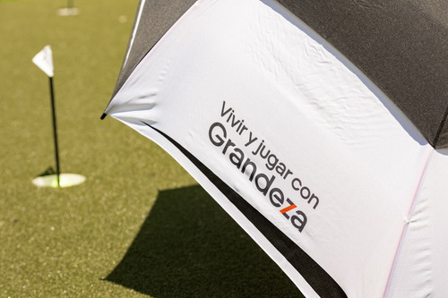 Imagen 4 de 7 de Kaddygolf Paraguas Taylormade Golf River Producto Oficial