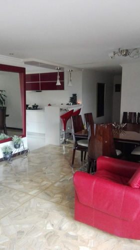 Apartamento Cuarto Piso En Velódromo Medellín 