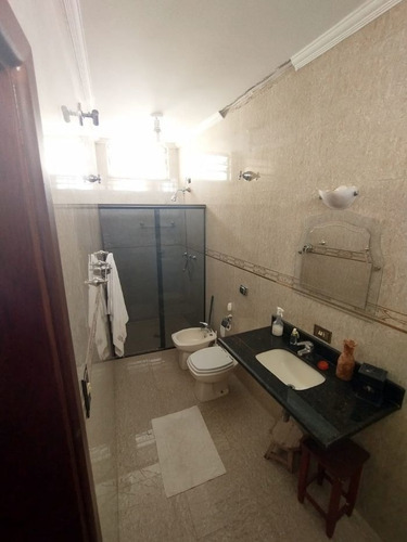 Casa À Venda Na Rua Alberto Cerqueira Lima, Taquaral, Campinas - Sp - Liv-11055