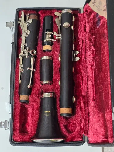 Clarinete Yamaha Ycl 351 Ébano/prata Japão Usado Ref: 155 Clarinete Yamaha Ycl 351 Ébano/prata Japão Usado Ref: 155