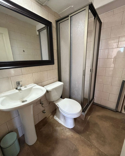Venta Cómodo Y Céntrico Departamento 2d1b (81681)