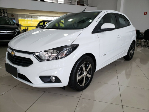 Imagem 3 de 11 de Chevrolet Onix 1.4 Mpfi Ltz 8v Flex 4p Manual