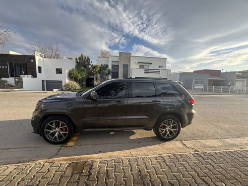 Jeep Grand Cherokee 6.4 Srt-8 At
