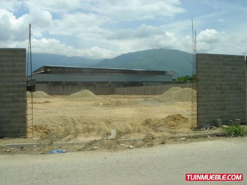 Imagen 2 de 10 de Terrenos En Venta