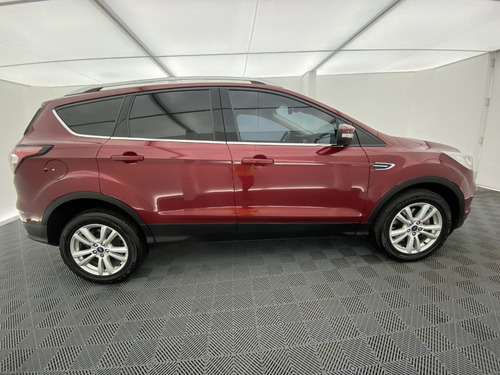 Imagen 12 de 25 de Ford Escape Se