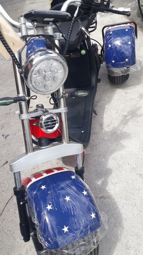 Imagem 12 de 19 de Triciclo Elétrico 2000w E 1500w Bateria De Litio 20 Ah E 12