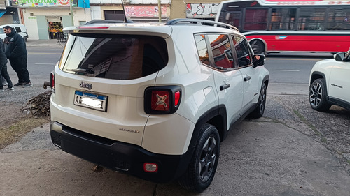 Jeep Renegade 1.8 Sport