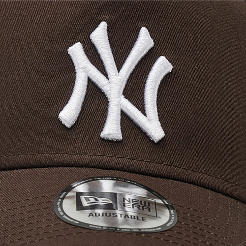 Gorra New Era New York Yankees Trucker Unisex 60284919 Chocolate Unitalla