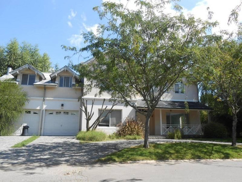 Imagen 3 de 28 de Casa En Venta Y Alquiler En Maschwitz Privado Maroto Propiedades