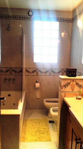 Imagen 13 de 21 de Gran Chalet En La Mejor Zona Residencial
