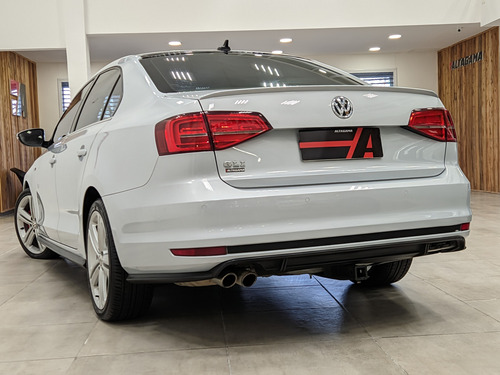 Volkswagen Vento 2.0 Tsi Gli 211cv App Connect + Nav