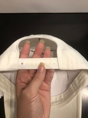 Gorra Calvin Klein Unisex Original Blanco Os (significa Talle Único) Bordado