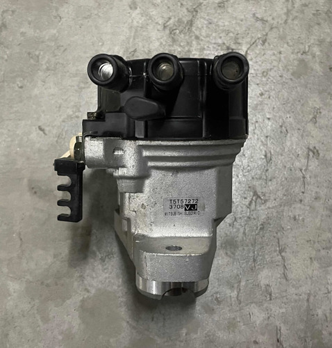 Distribuidor Sebring Stratus Cirrus 98-00 Md343019