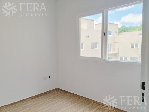 Imagen 9 de 17 de Venta De Departamento 3 Ambientes En Bernal (24224)