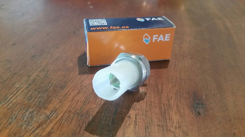 Valvula De Aceite Renault Symbol Clio Twingo Megane Scenic