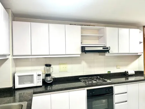 Apartamento En Venta En Chicó Navarra. Cod V11989