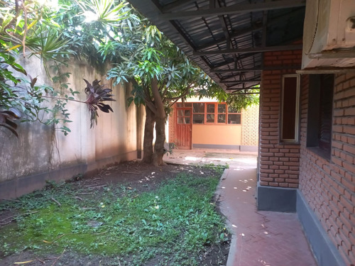 Flores Propiedades Vende Hermosa Casa Ampliacion Del Barrio Kennedy
