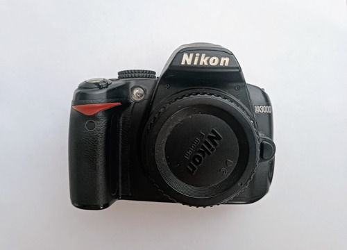 Cámara Fotográfica Nikon D3000 Aps-c (dx)