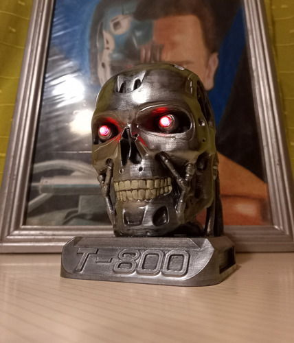 Portalápices Terminator T-800 Con Luces Led