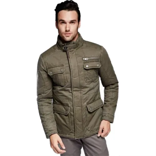 Chamarra goodyear hombre sale