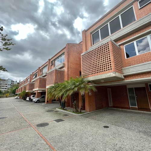 Imagen 2 de 27 de Venta De Casa En La Unión 3h+s/ 4b/ 3p