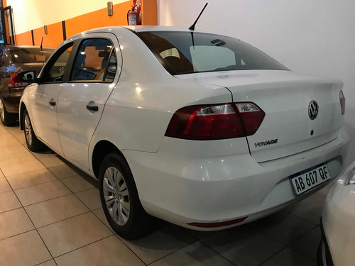 Volkswagen Voyage 1.6 Trenline 101cv 2017 Oportun Argemotors