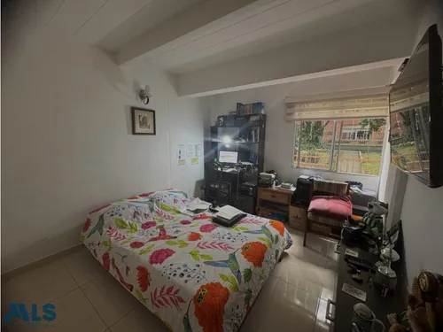 Apartamento Amplio En Excelente Ubicación(mls#253716)