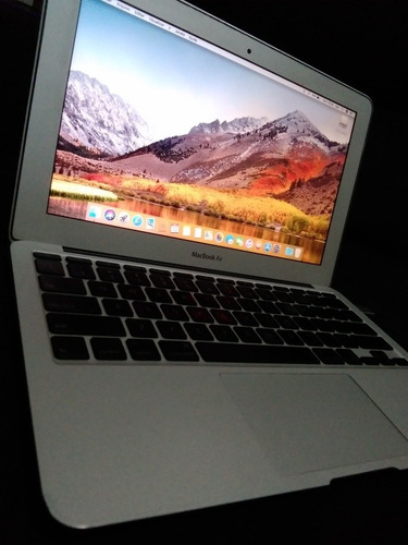 Imagem 3 de 5 de Vendo Macbook