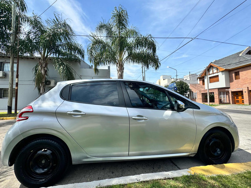 Peugeot 208 1.5 Active